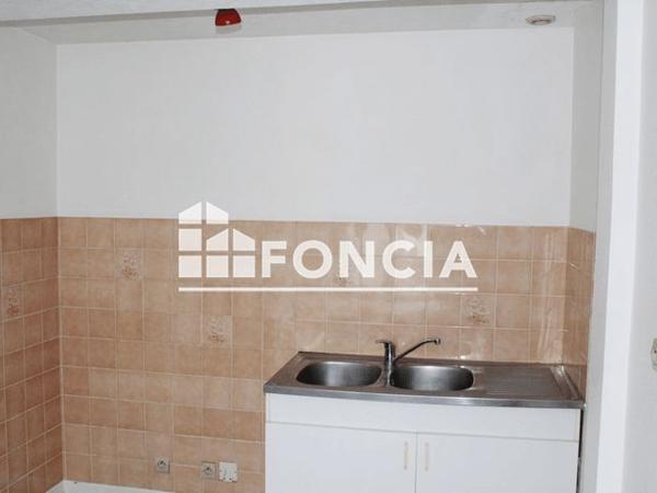 Location Appartement 2 pièces 35 m² - 48 RUE DE LA BOULE Flers 61100