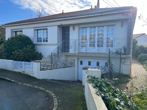 LA ROCHE SUR YON MAISON A VENDRE 120 m²