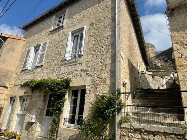 CHAUVIGNY au pied de la cité médiévale