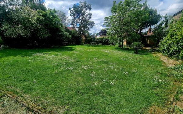 Maison à vendre    11 pièces •  Fère-en-Tardenois