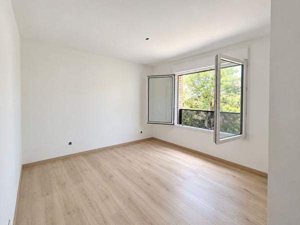 Appartement Castelginest 4 pièce(s) 80 m2 , Castelginest