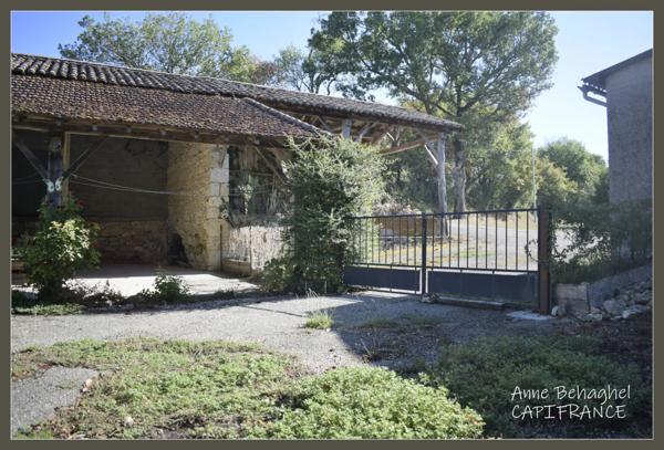 Dpt (32), à vendre corps de ferme 170 m2- Terrain de 11642m2