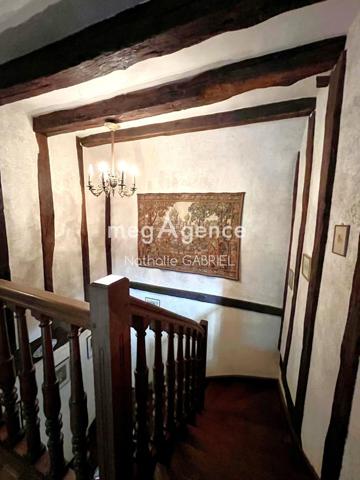 Maison à BOUCHEMAINE, 49080 - 6 pièces 194m²