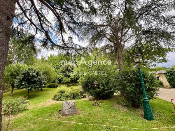 Maison à BOUCHEMAINE, 49080 - 6 pièces 194m²