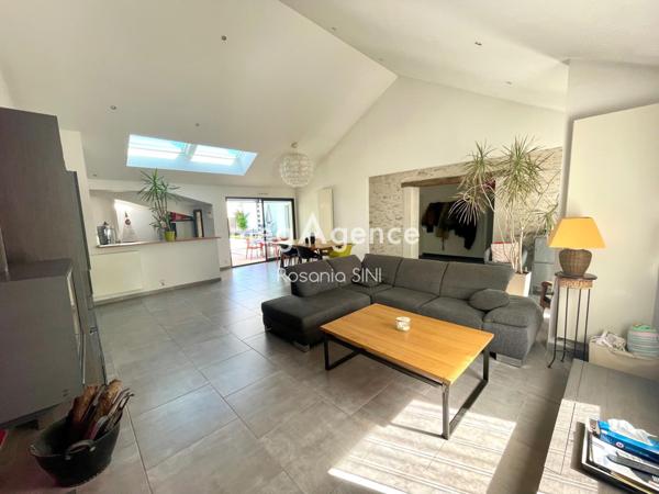 Maison à LES SABLES-D'OLONNE, 85340 - 6 pièces 160m²