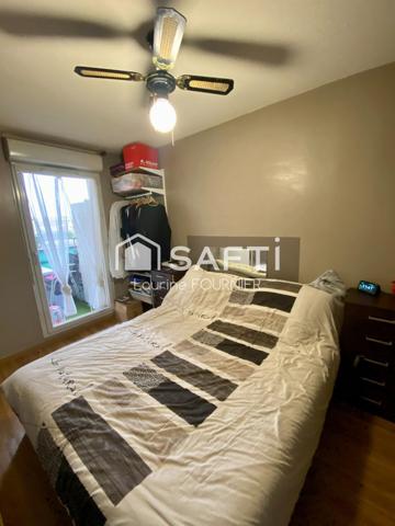 Appartement Récent avec Balcon, Secteur Recherché
