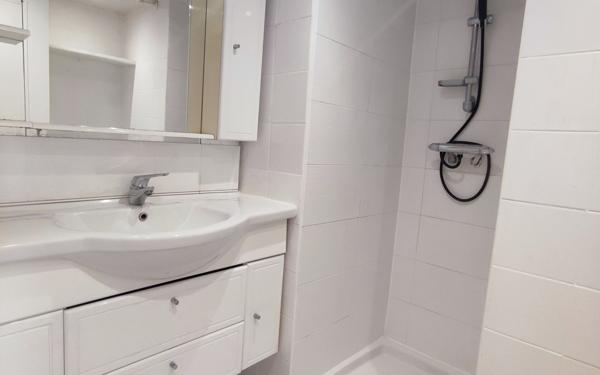 Appartement à vendre    3 pièces • 46,32 m2 Saint-Cyprien