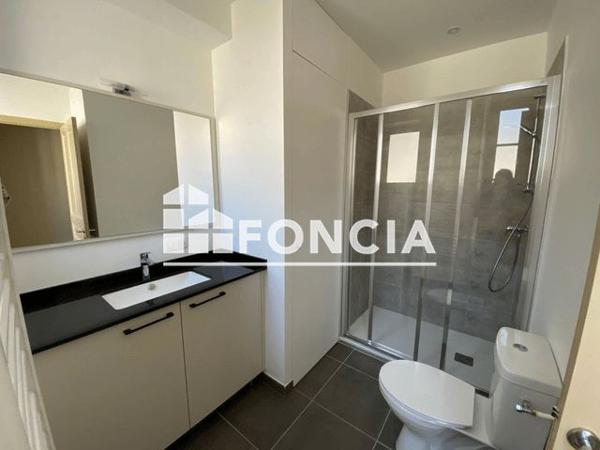 Location Studio 33.7 m² - 7 RUE ARIBES Pau 64000