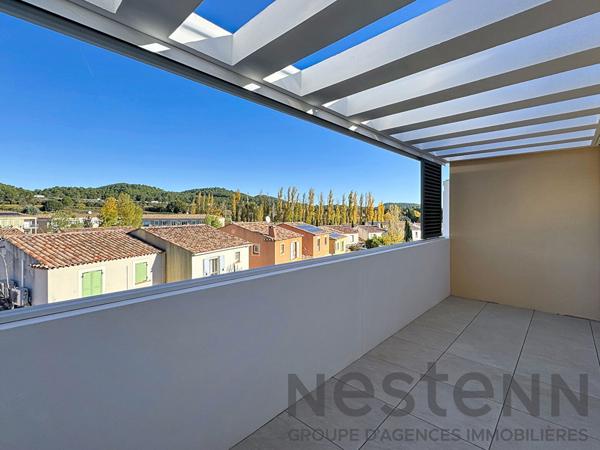 Appartement 3 pièce(s) 70m2 avec 2 balcons et place de parking sous-sol