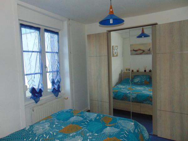 Local commercial 164m², restaurant/bar + appartement 3 chs, proximité Flers