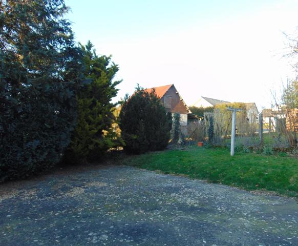 Local commercial 164m², restaurant/bar + appartement 3 chs, proximité Flers