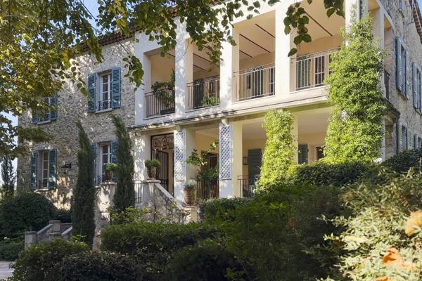 Propriété d'exception en pleine nature