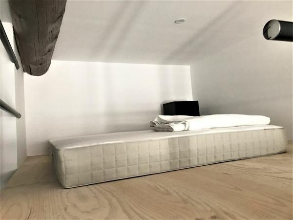 Appartement à louer    1 pièce •  Nîmes