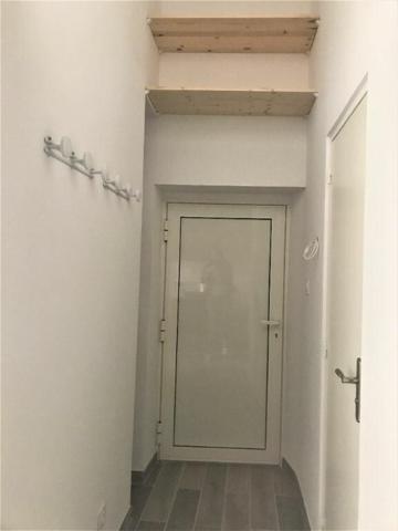 Appartement à louer    1 pièce •  Nîmes