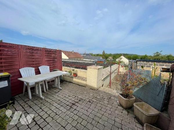 Maison à vendre en plein centre-ville de Nogent-le-Rotrou (28400) en Eure-et-Loir (28)

Situé...
