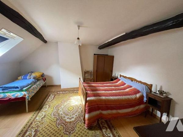 Maison à vendre en plein centre-ville de Nogent-le-Rotrou (28400) en Eure-et-Loir (28)

Situé...
