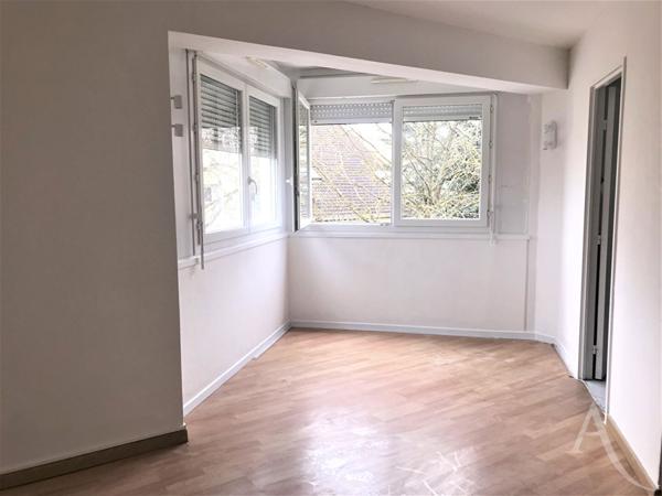 Appartement Les Mureaux 4 pièce(s) 84.23 m2