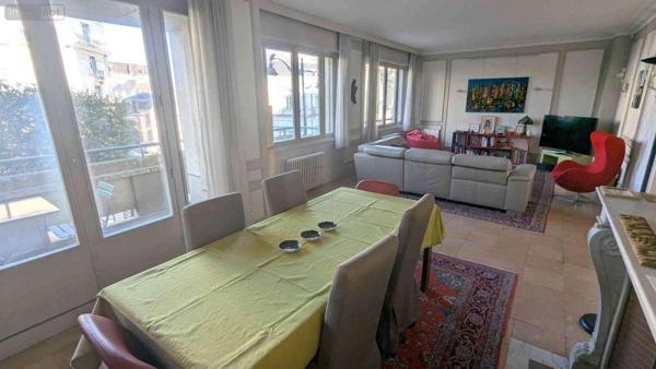 Appartement à vendre à Rennes en Ille-et-Vilaine (35000), ref : 2427   
Centre Ville