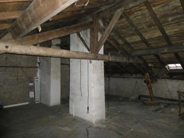 EPINAL (88) à vendre plateau de 39.20 m² en carrez /54 m² au sol .