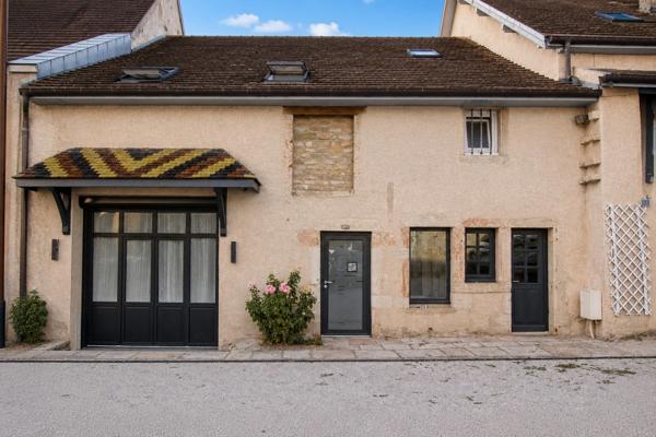 Maison de ville 4 chambres – Terrasse et garage à Sampans (39)