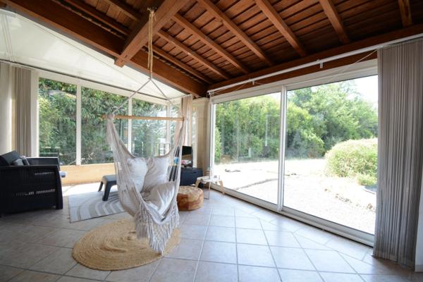 Maison à vendre jardin, piscine, garage, 4 chambres, proche de LA ROCHEFOUCAULD EN ANGOUMOIS (16)