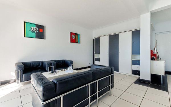 Appartement à vendre    2 pièces • 53,36 m2 Nice