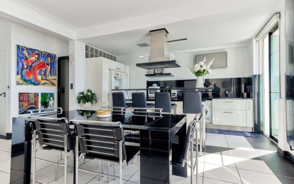 Appartement à vendre    2 pièces • 53,36 m2 Nice