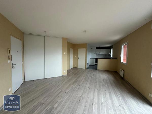Appartement à louer 3 pièces 62.45m² Malemort (19360)