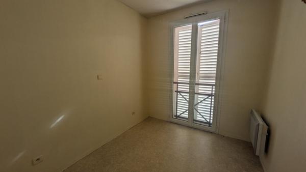Appartement 3 pièces à vendre Rochefort - 17300 / Réf: 3360