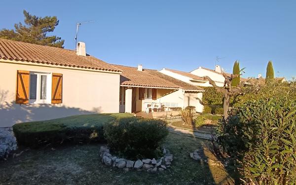 Maison à vendre    4 pièces •  Mallemort