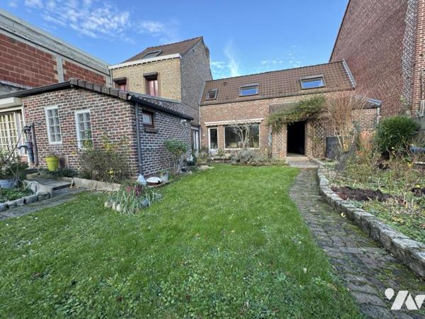 Maison de ville à Valenciennes proche Jardin de la Rhônelle jardin garage 7 pièces + grenier