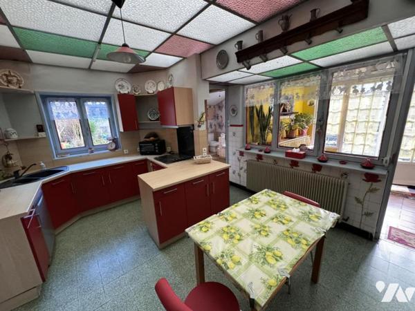 Maison de ville à Valenciennes proche Jardin de la Rhônelle jardin garage 7 pièces + grenier