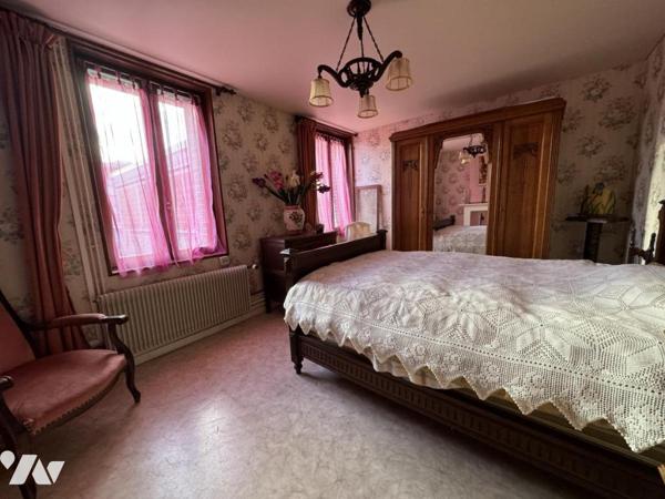 Maison de ville à Valenciennes proche Jardin de la Rhônelle jardin garage 7 pièces + grenier