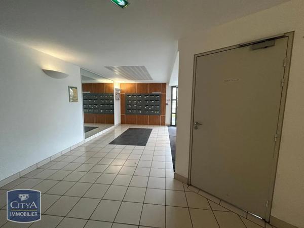 Appartement à louer 1 pièce 31.4m² Le Mans (72000)