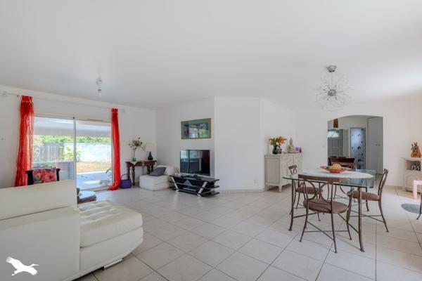 Maison à vendre 359 040 € Bassens 5 p 140 m² DPE C