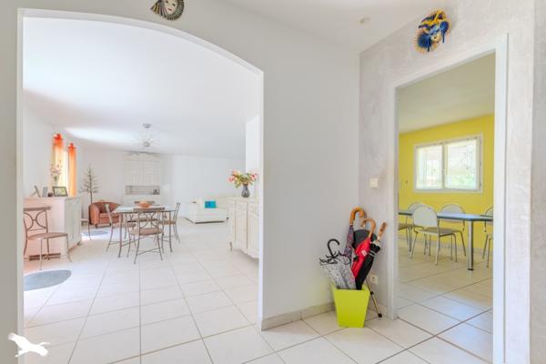 Maison à vendre 359 040 € Bassens 5 p 140 m² DPE C