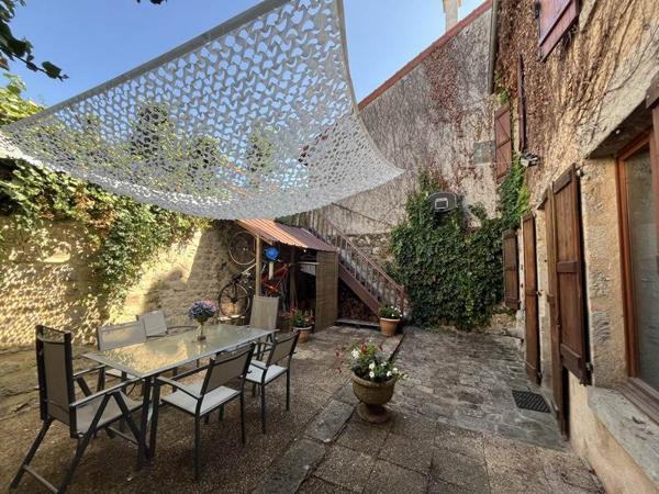 Maison à vendre 117 568 € Saint-Vaury 8 p 152 m² DPE D