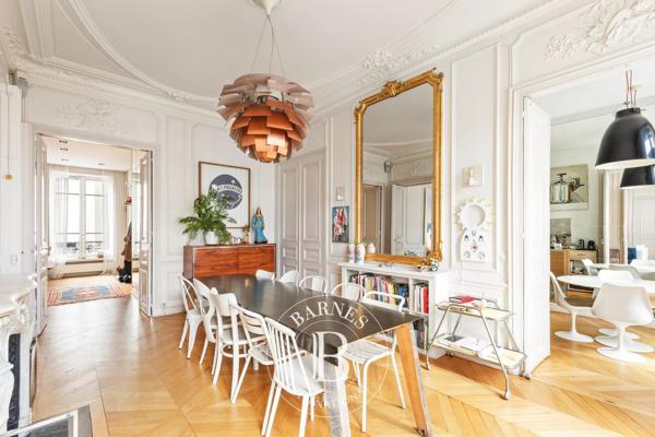 Paris 10ème, Appartement 4 Chambres -  182 m² à vendre