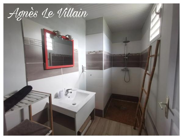 Propriété avec Maison Vue mer + 5 bungalows - Plage à pieds