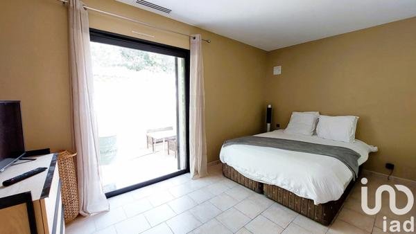 Maison à vendre 12 pièces 370 m² Alba-la-Romaine