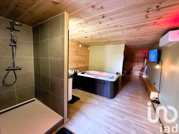 Maison à vendre 12 pièces 370 m² Alba-la-Romaine