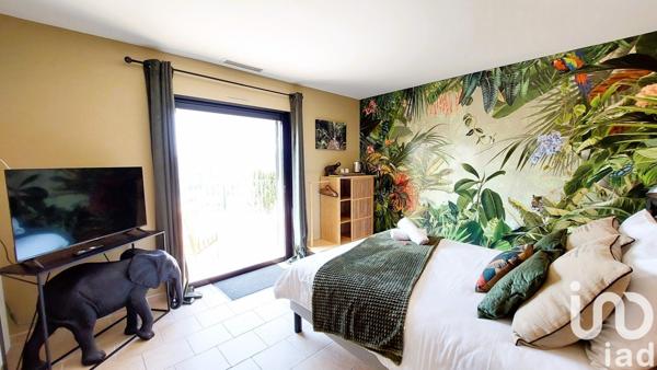 Maison à vendre 12 pièces 370 m² Alba-la-Romaine