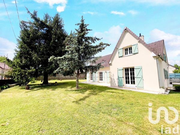 Maison à vendre 7 pièces 158 m² Saint-Arnoult-en-Yvelines