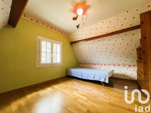 Maison à vendre 7 pièces 158 m² Saint-Arnoult-en-Yvelines