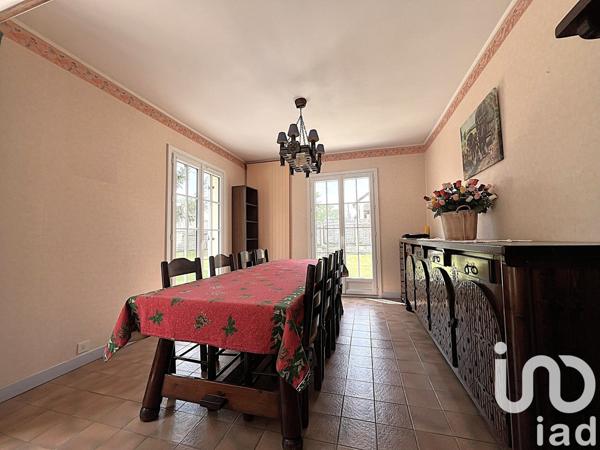 Maison à vendre 7 pièces 158 m² Saint-Arnoult-en-Yvelines