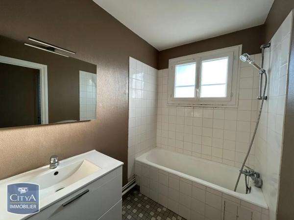 Appartement à louer 3 pièces 73.95m²