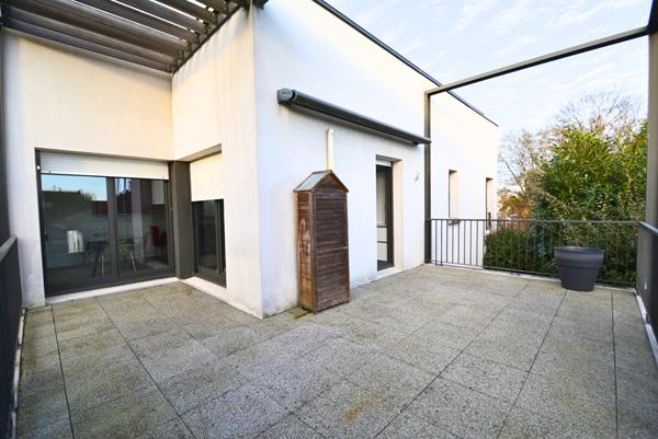 Appartement 3 pièces meublé avec terrasse