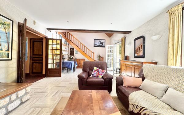 Maison à vendre    6 pièces • 154,42 m2 Lèves