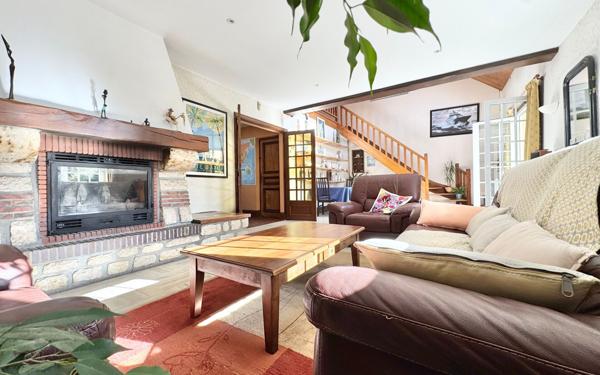 Maison à vendre    6 pièces • 154,42 m2 Lèves