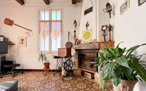 Maison à vendre    7 pièces •  Saint-Raphaël